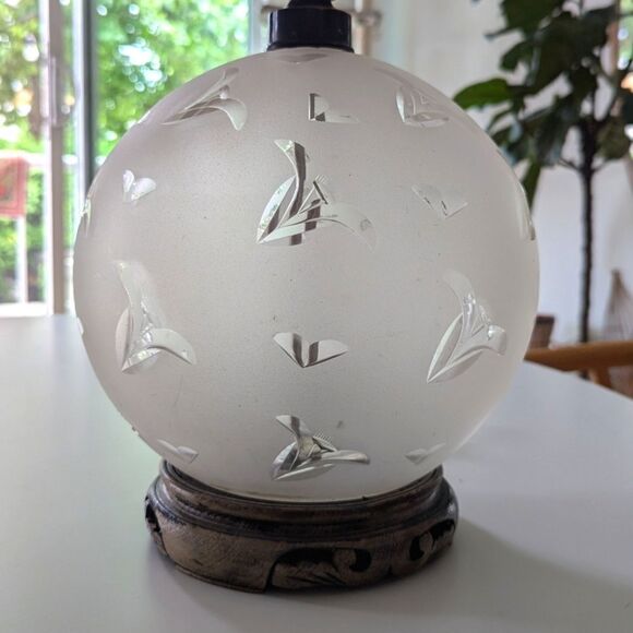 Vintage Art Deco Etched|Cut Glass Table Lamp - Picture 5 of 8